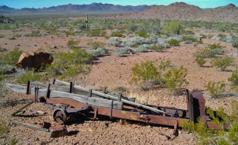 We found the chassis of an old truck, maybe it had been used for the tank construction.
